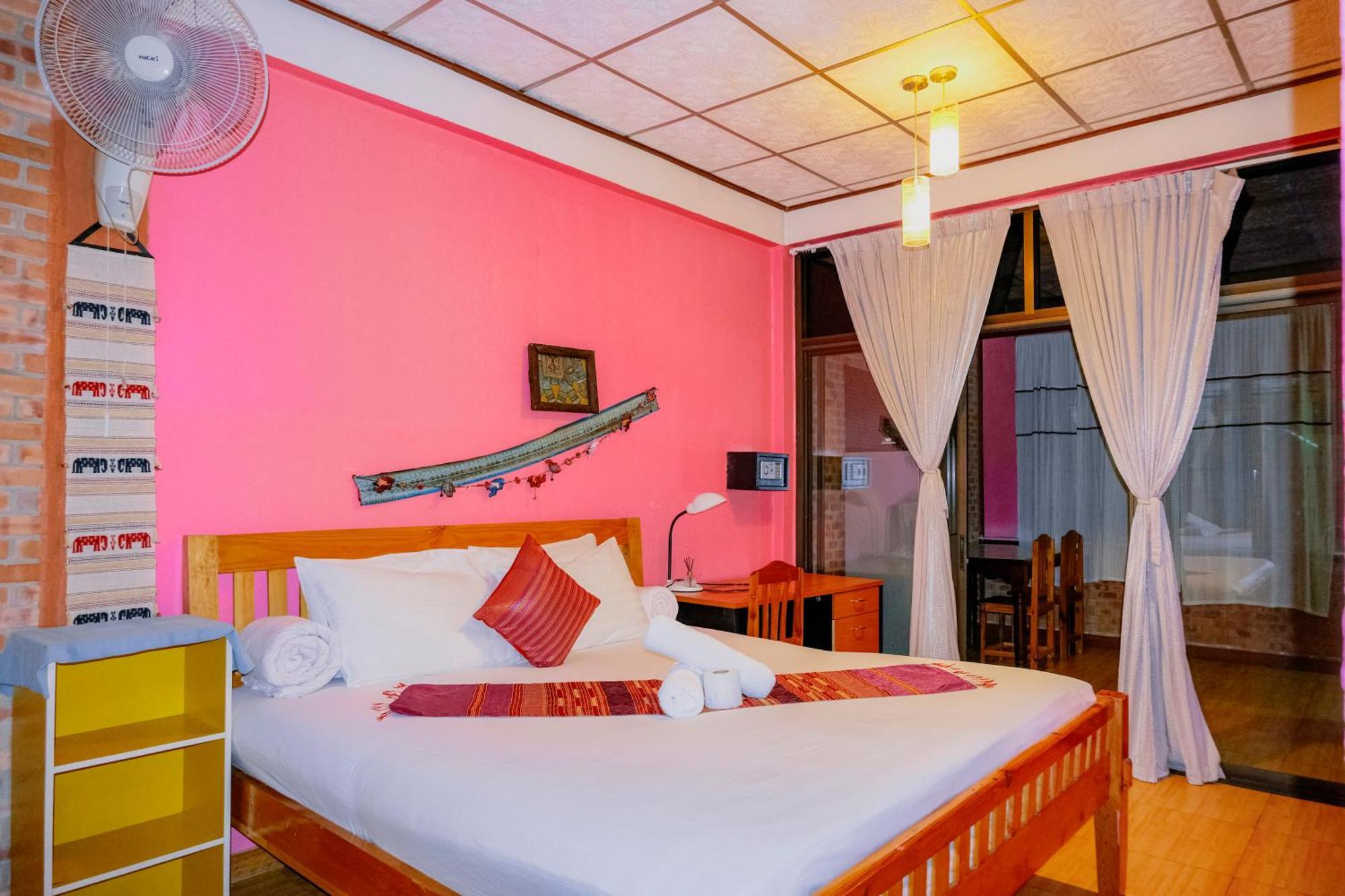 Boutique House Nipha Lägenhet Chiang Mai Exteriör bild