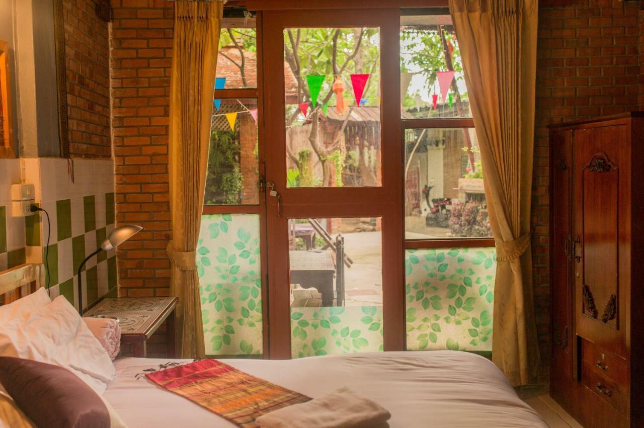 Boutique House Nipha Lägenhet Chiang Mai Exteriör bild