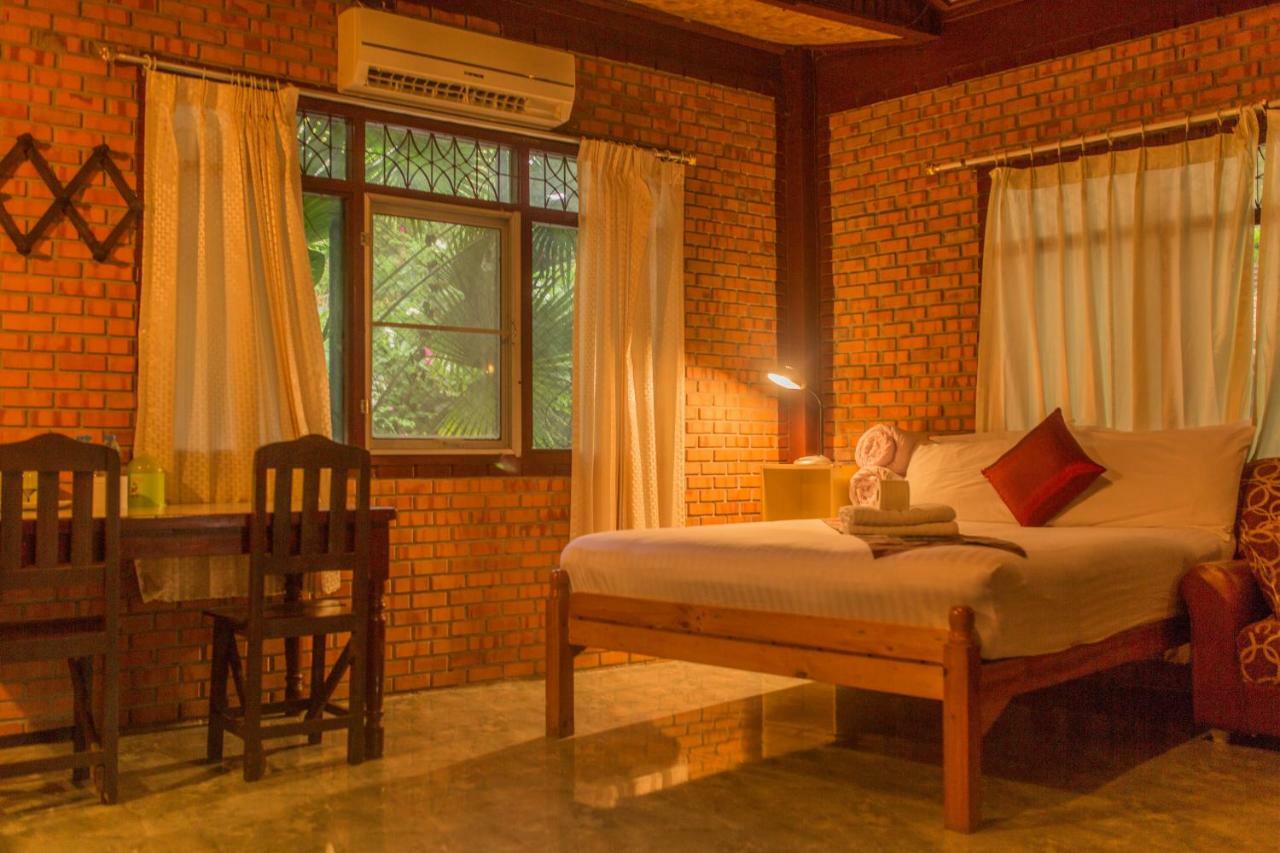 Boutique House Nipha Lägenhet Chiang Mai Exteriör bild