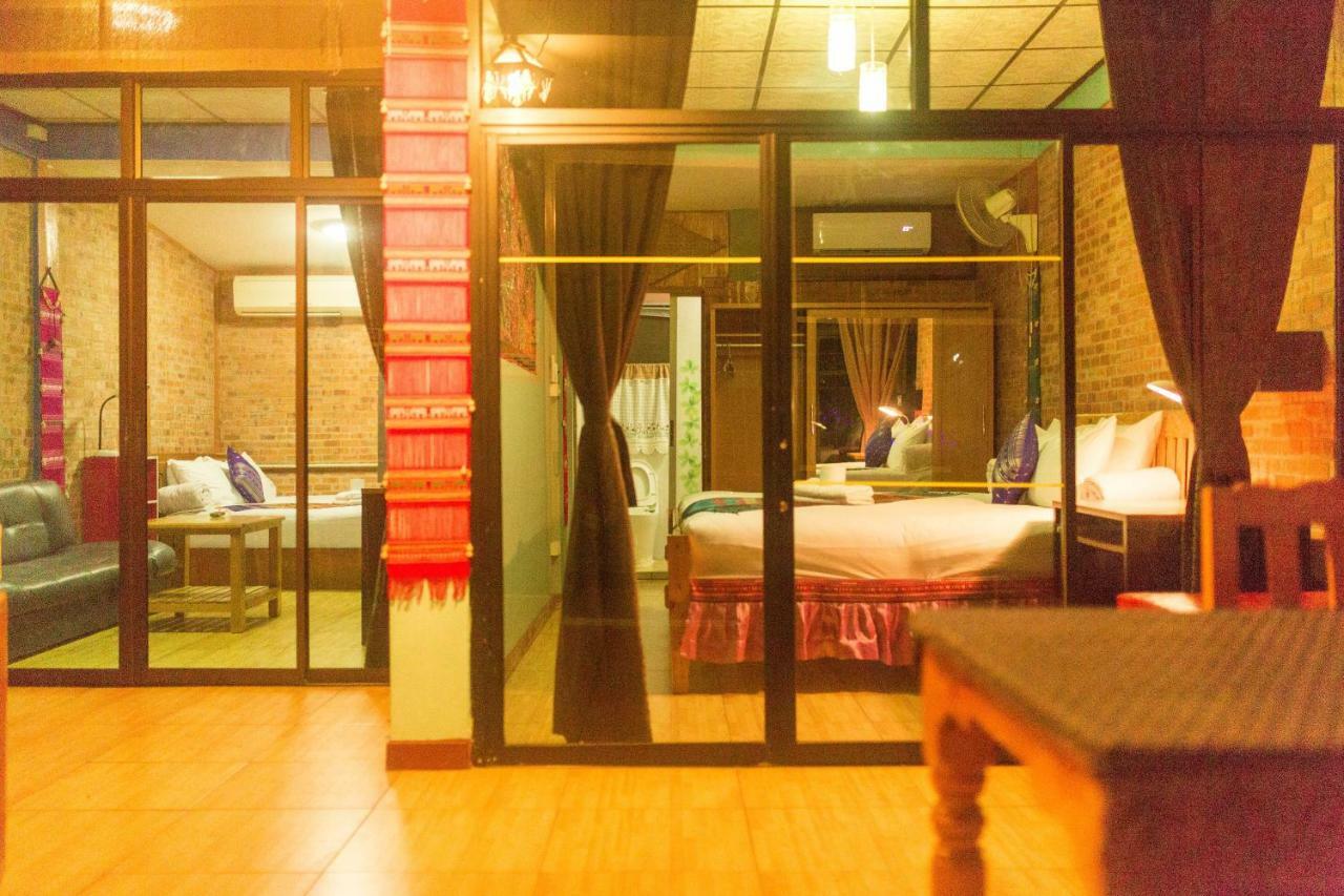 Boutique House Nipha Lägenhet Chiang Mai Exteriör bild