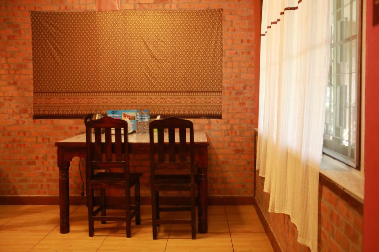 Boutique House Nipha Lägenhet Chiang Mai Exteriör bild